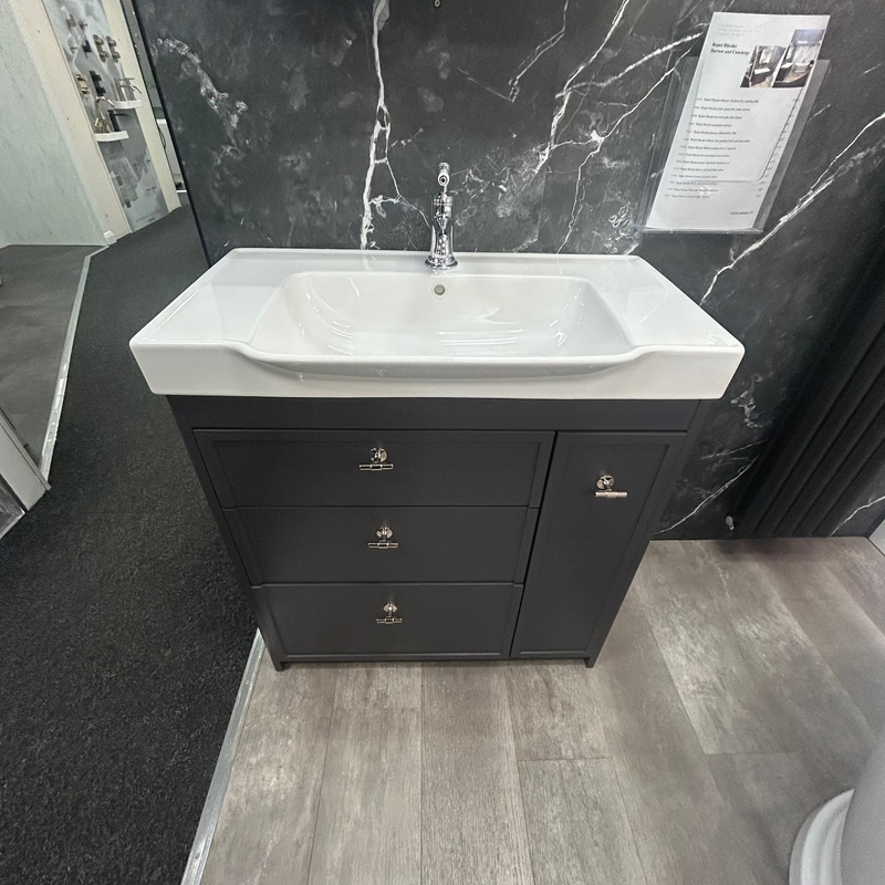 EX DISPLAY – Roper Rhodes Harrow & Concierge Complete Bathroom Suite