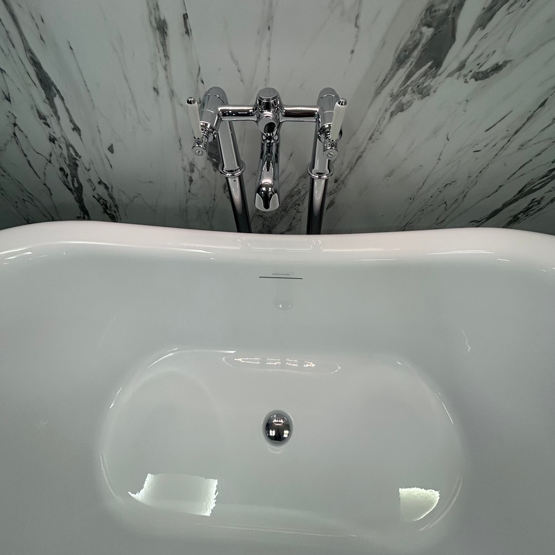 EX DISPLAY – Roper Rhodes Harrow & Concierge Complete Bathroom Suite